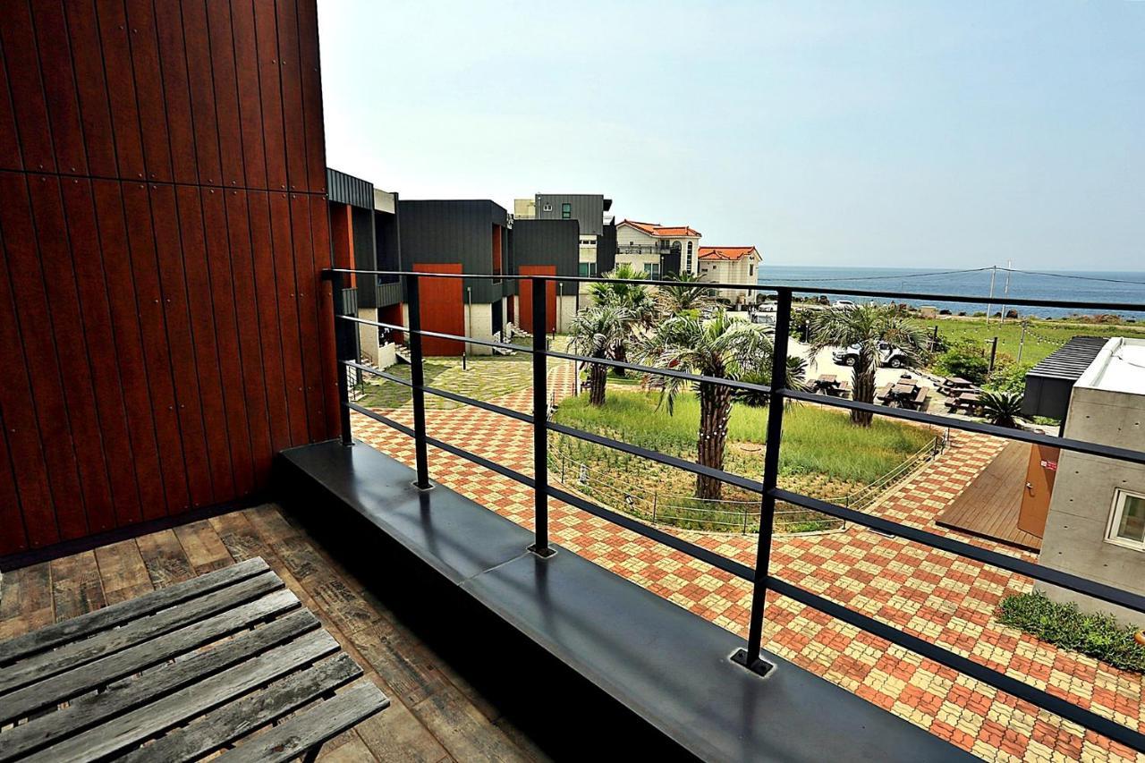 J Raum Resort Seogwipo Zewnętrze zdjęcie