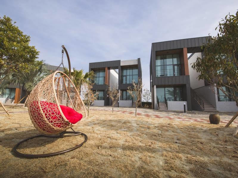 J Raum Resort Seogwipo Zewnętrze zdjęcie