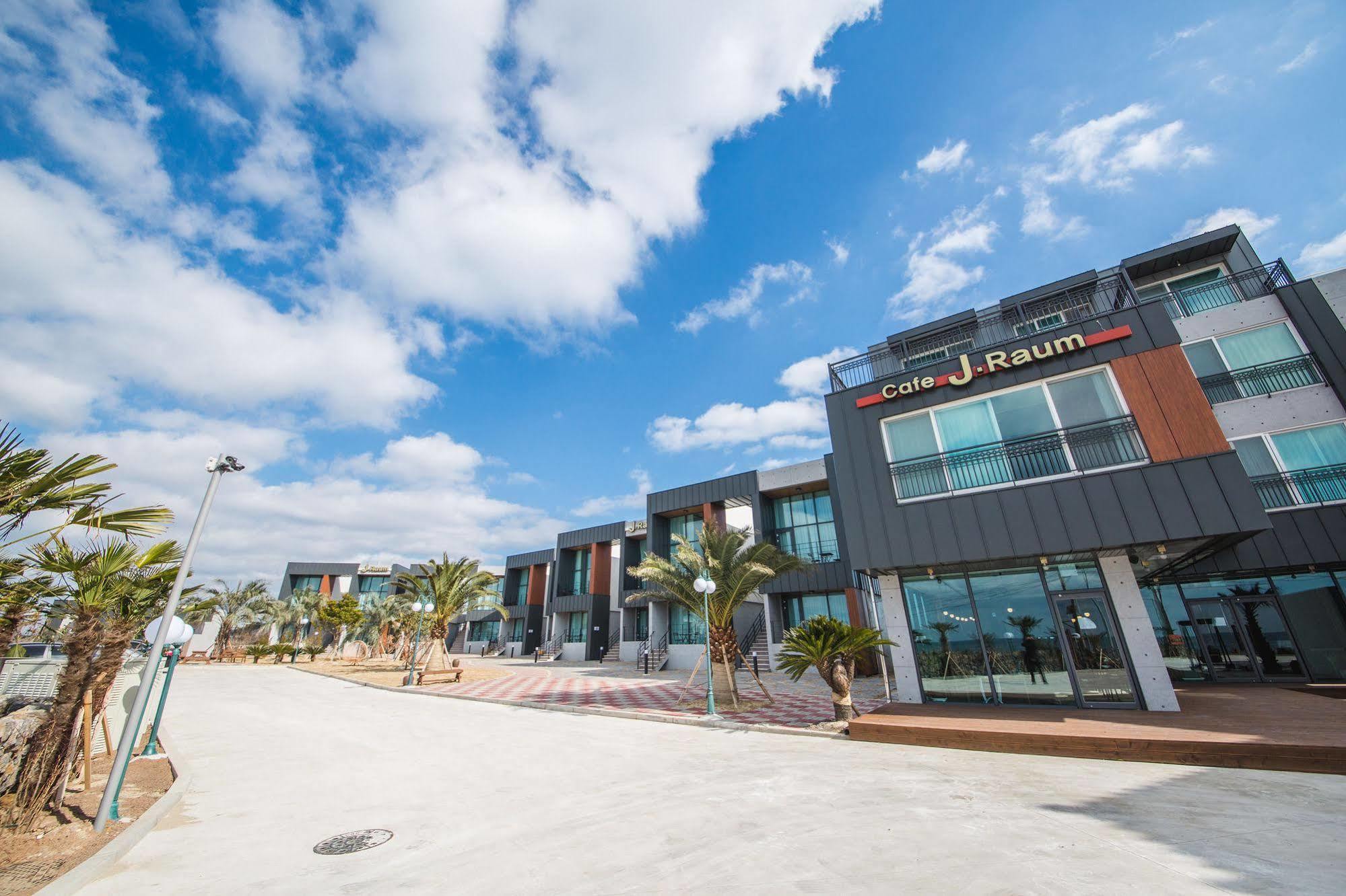 J Raum Resort Seogwipo Zewnętrze zdjęcie