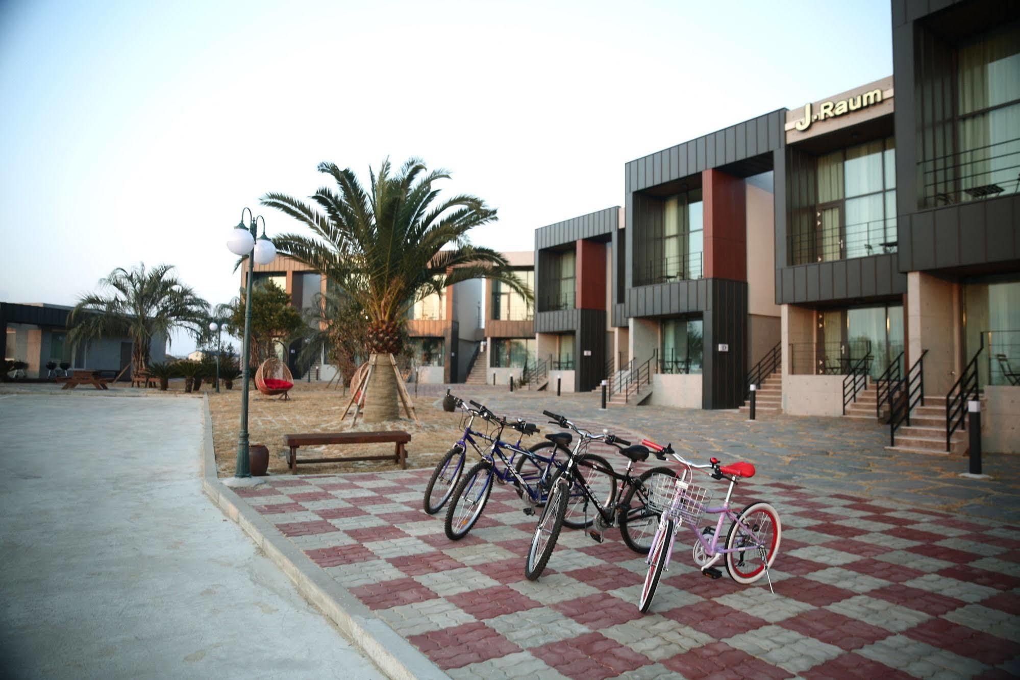 J Raum Resort Seogwipo Zewnętrze zdjęcie